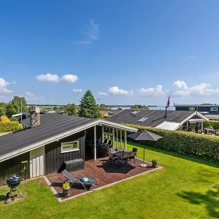 Holiday home Fiete - 200m From The Sea In Se Jutland By Interhome